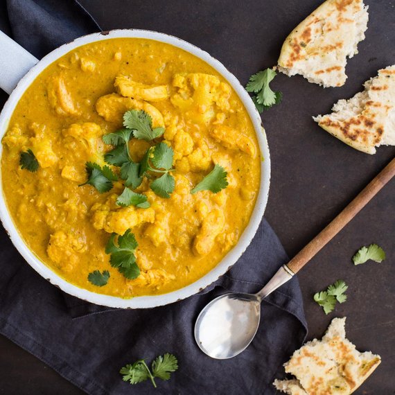 Kipmengsel met bloemkool en kokosmelk