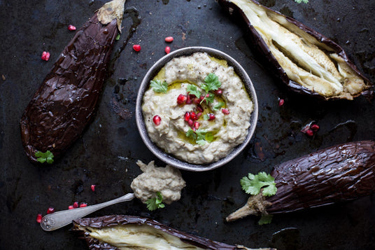 Dip met gebakken aubergine