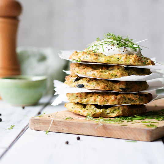 Courgettepannenkoeken met olijven