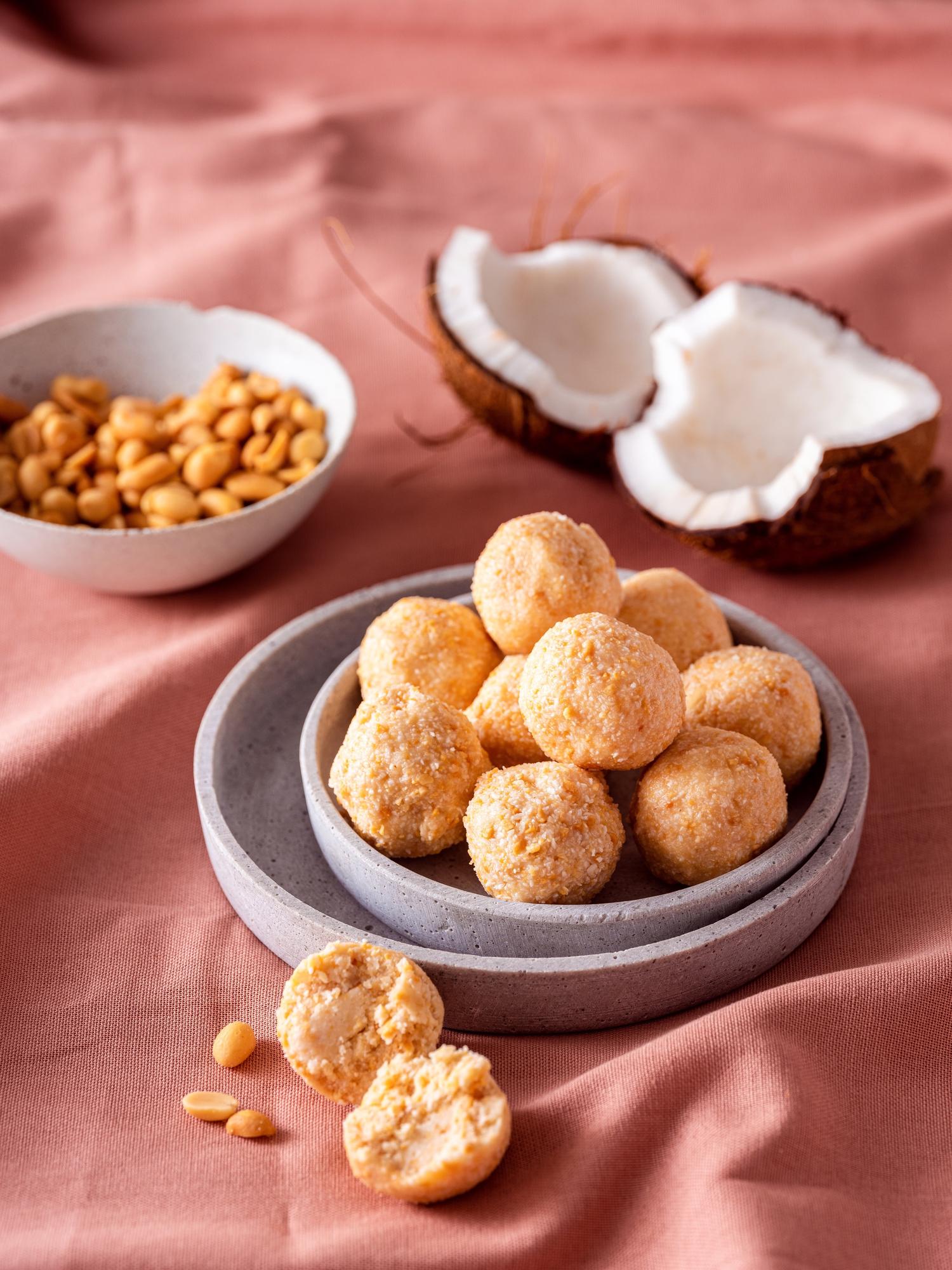 Pindakokosballen