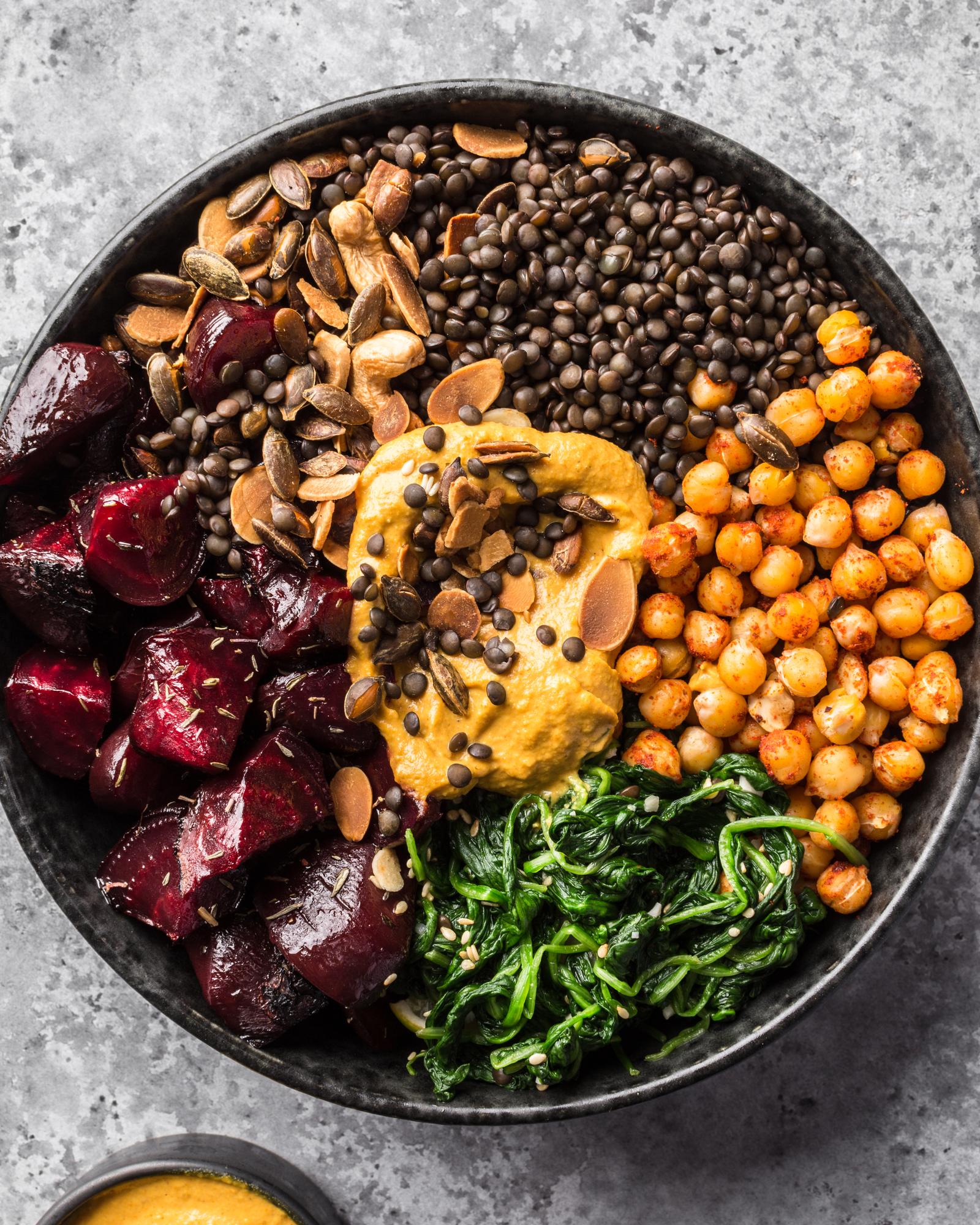 Kikkererwtensbowl met cashewsaus