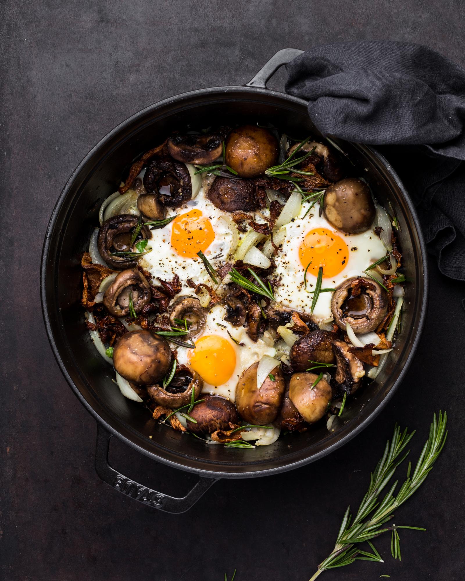 Gegratineerde champignons met eieren