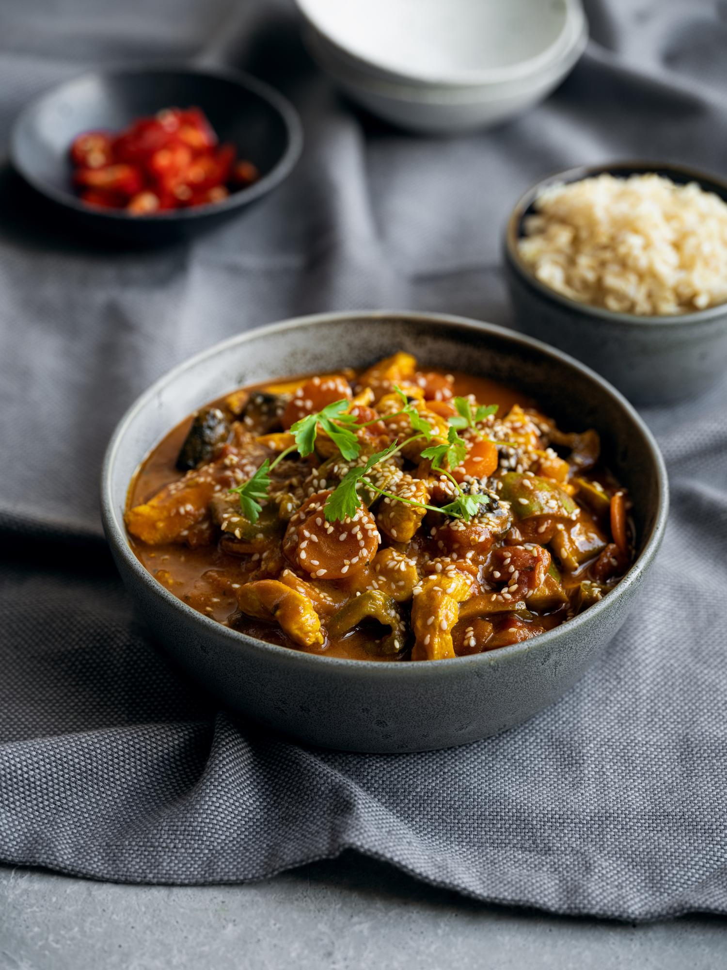Kipgerecht met kokosmelk