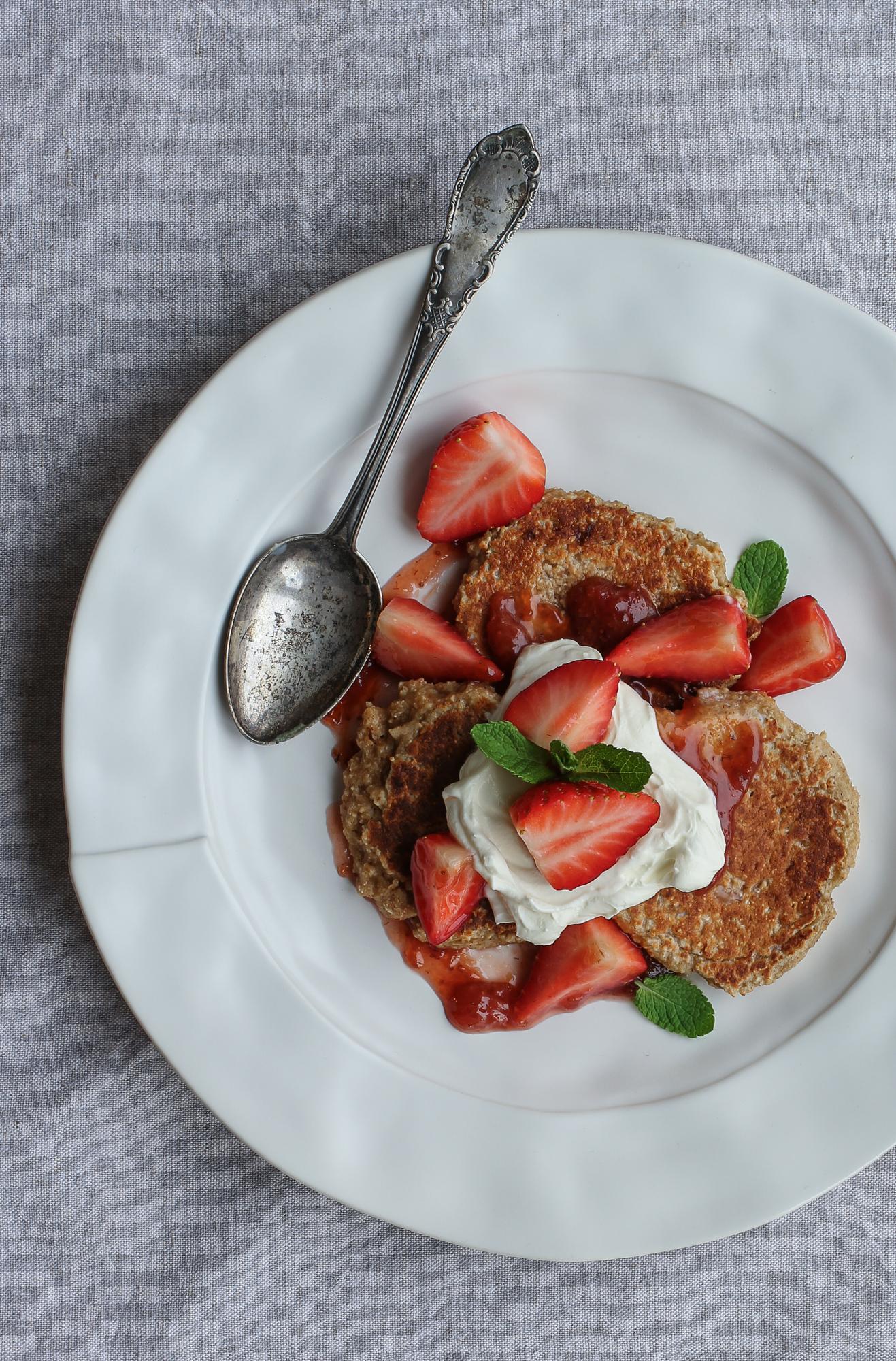Havermoutpannenkoekjes met hüttenkäse