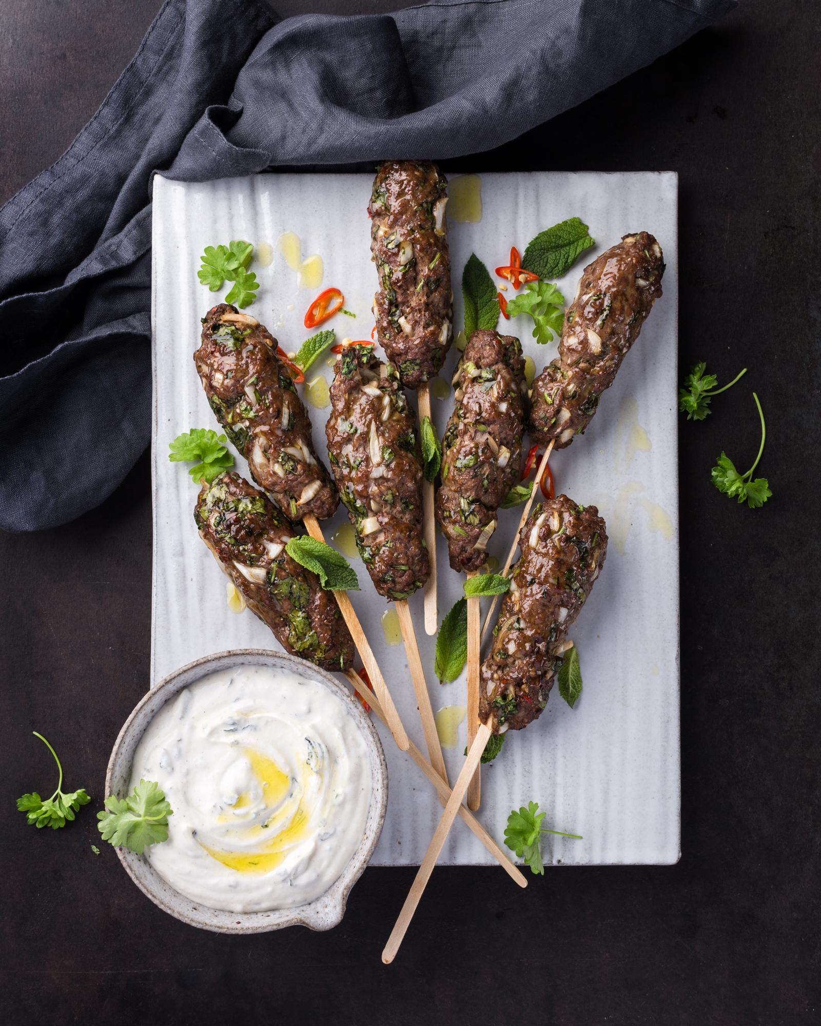 Rundvlees kebabs op spiesje