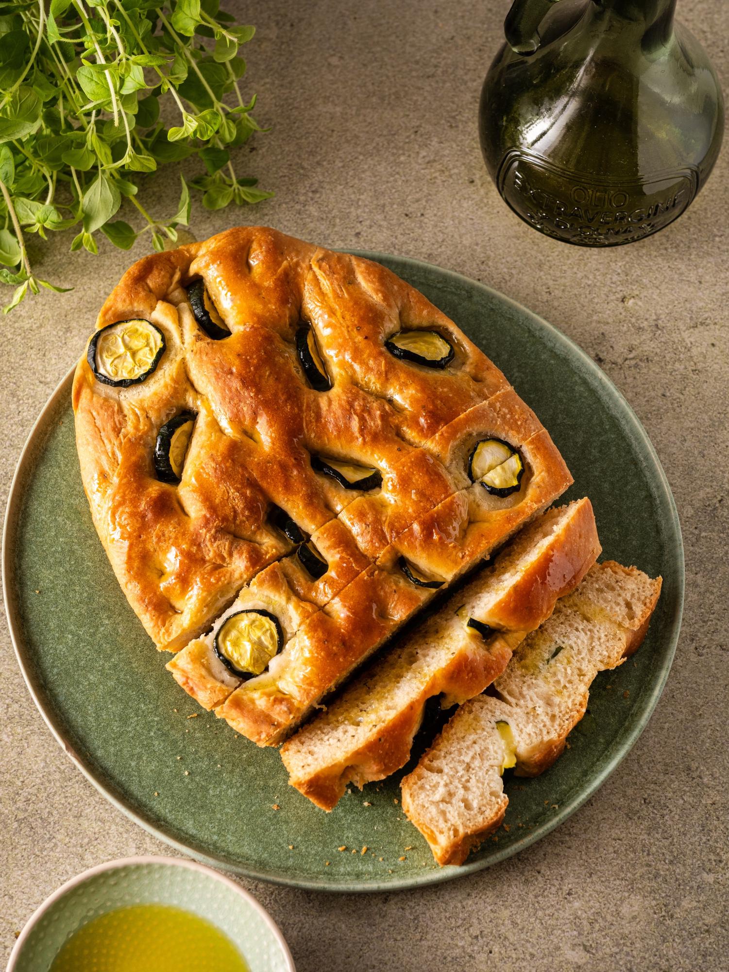 Italiaanse focaccia met courgette