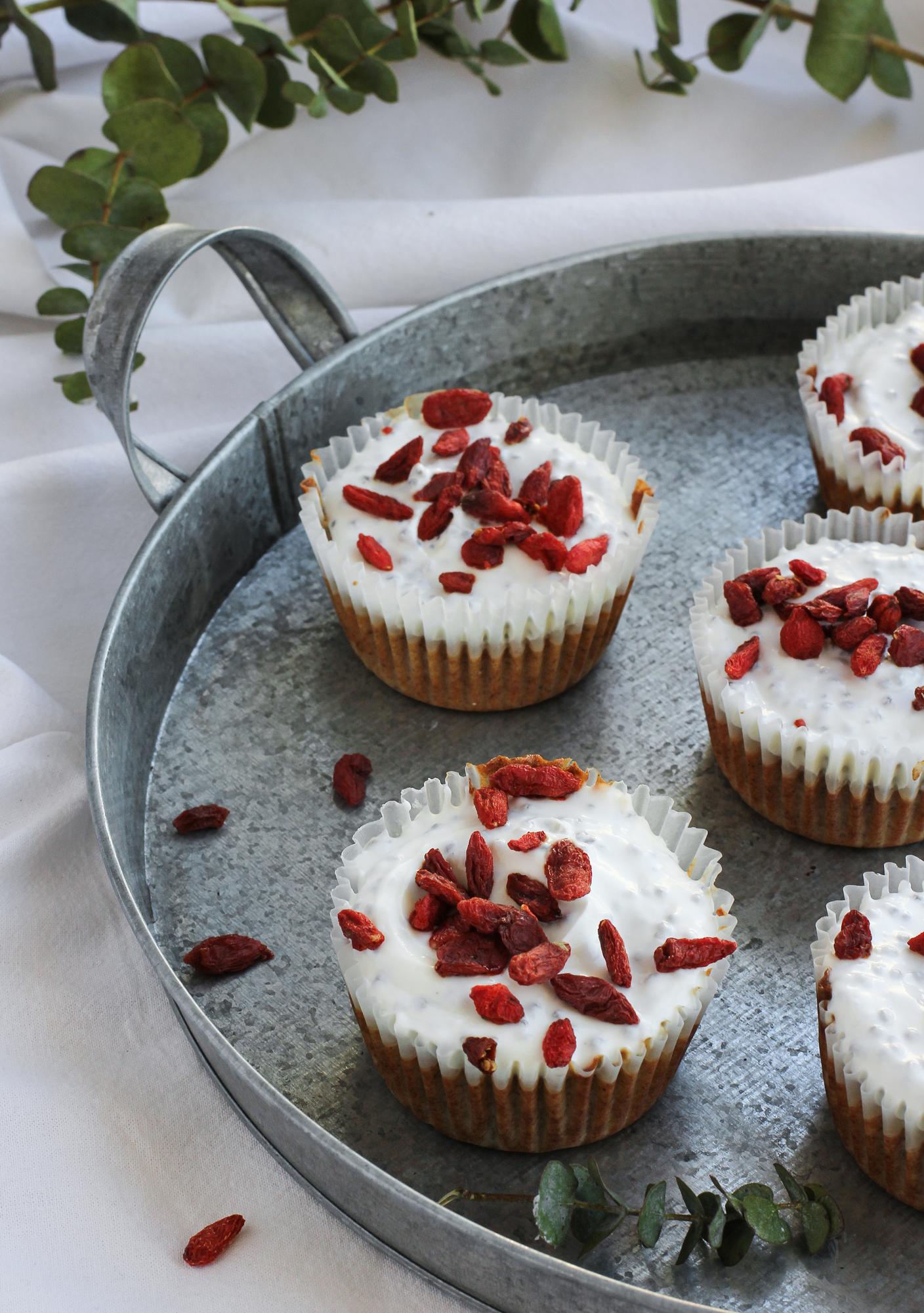 Wortelmufﬁns met yoghurttopping
