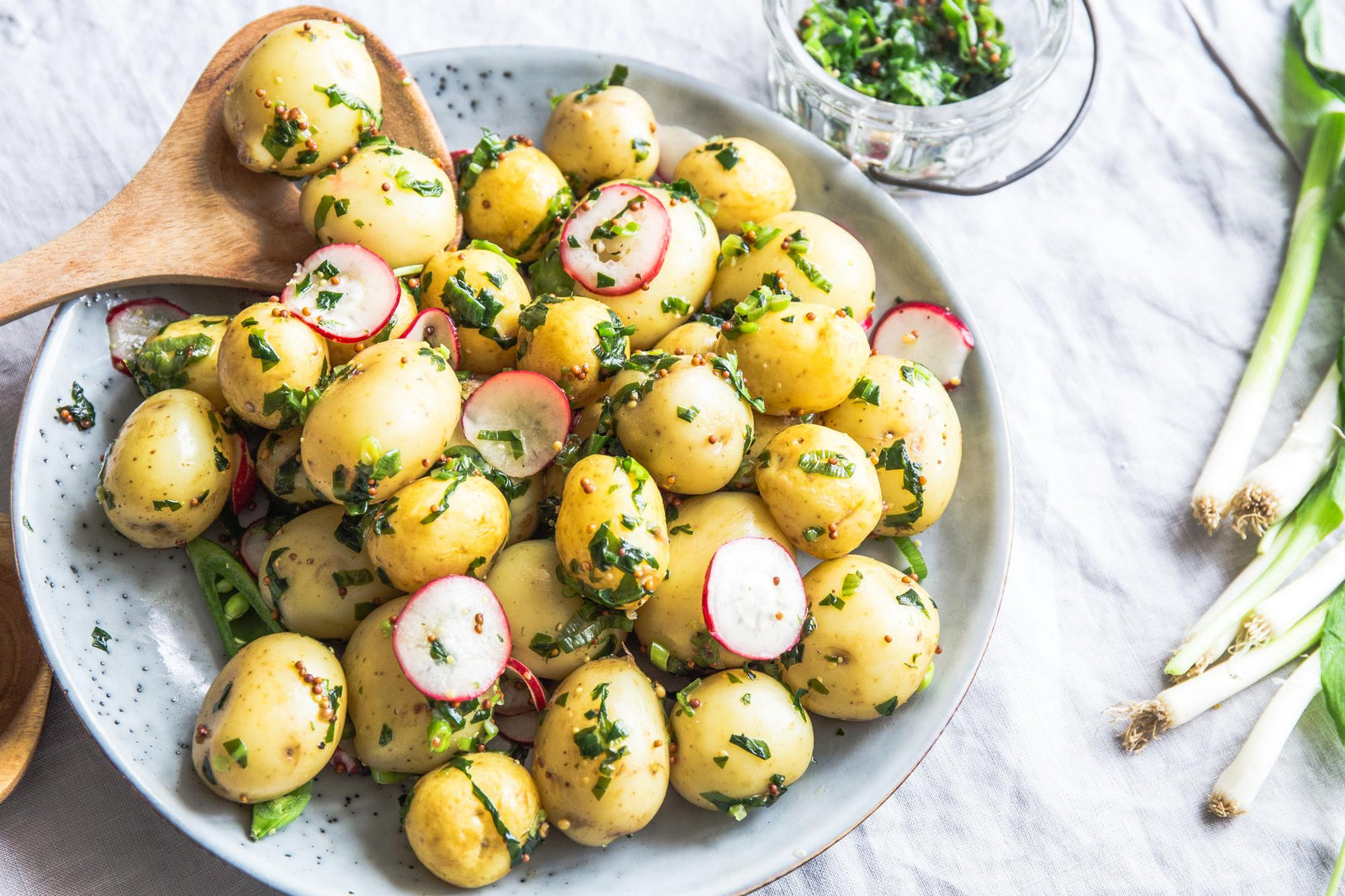 Aardappelsalade met daslook