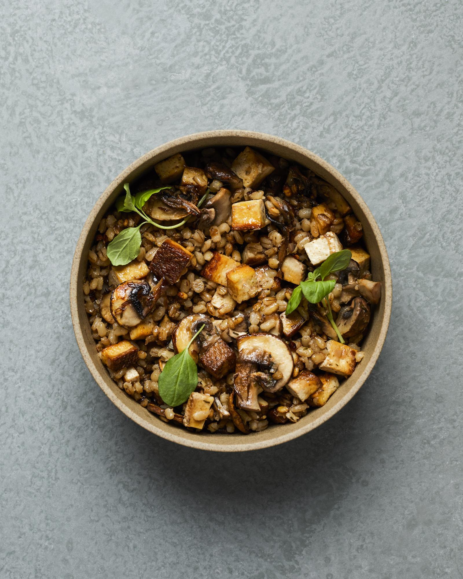 Gortesalade met champignons