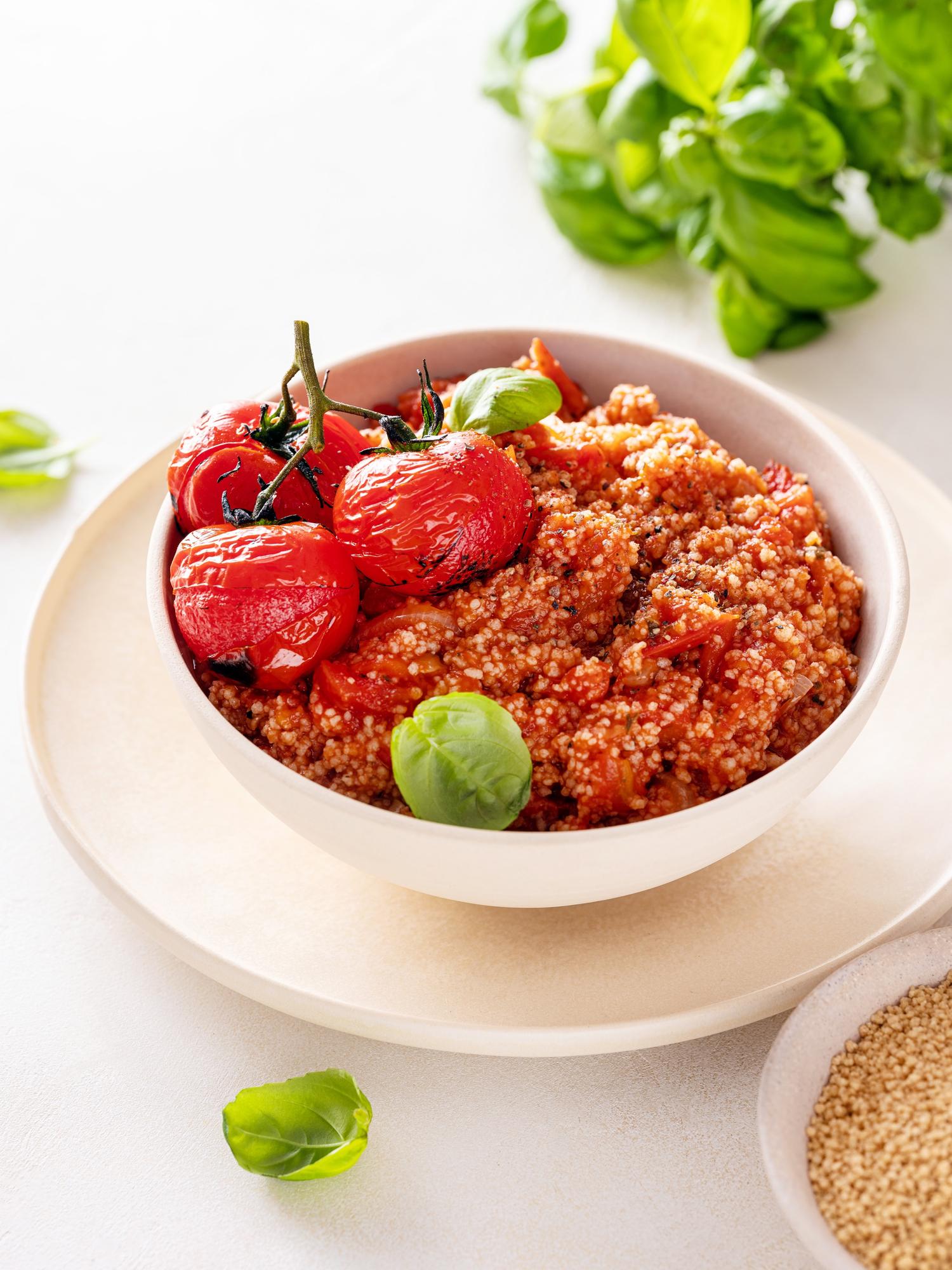 Couscous met tomaten en basilicum