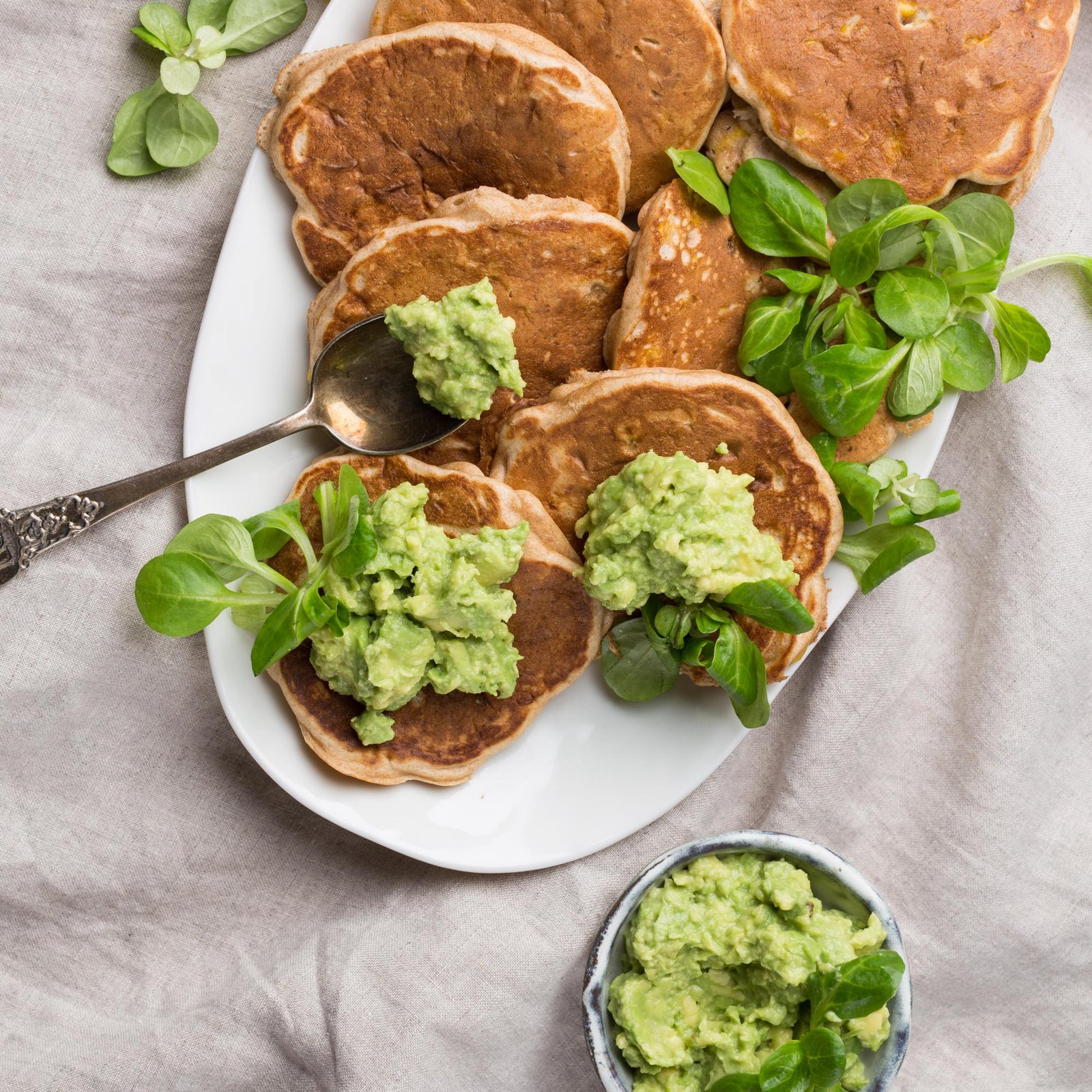 Maïskoekjes met avocado