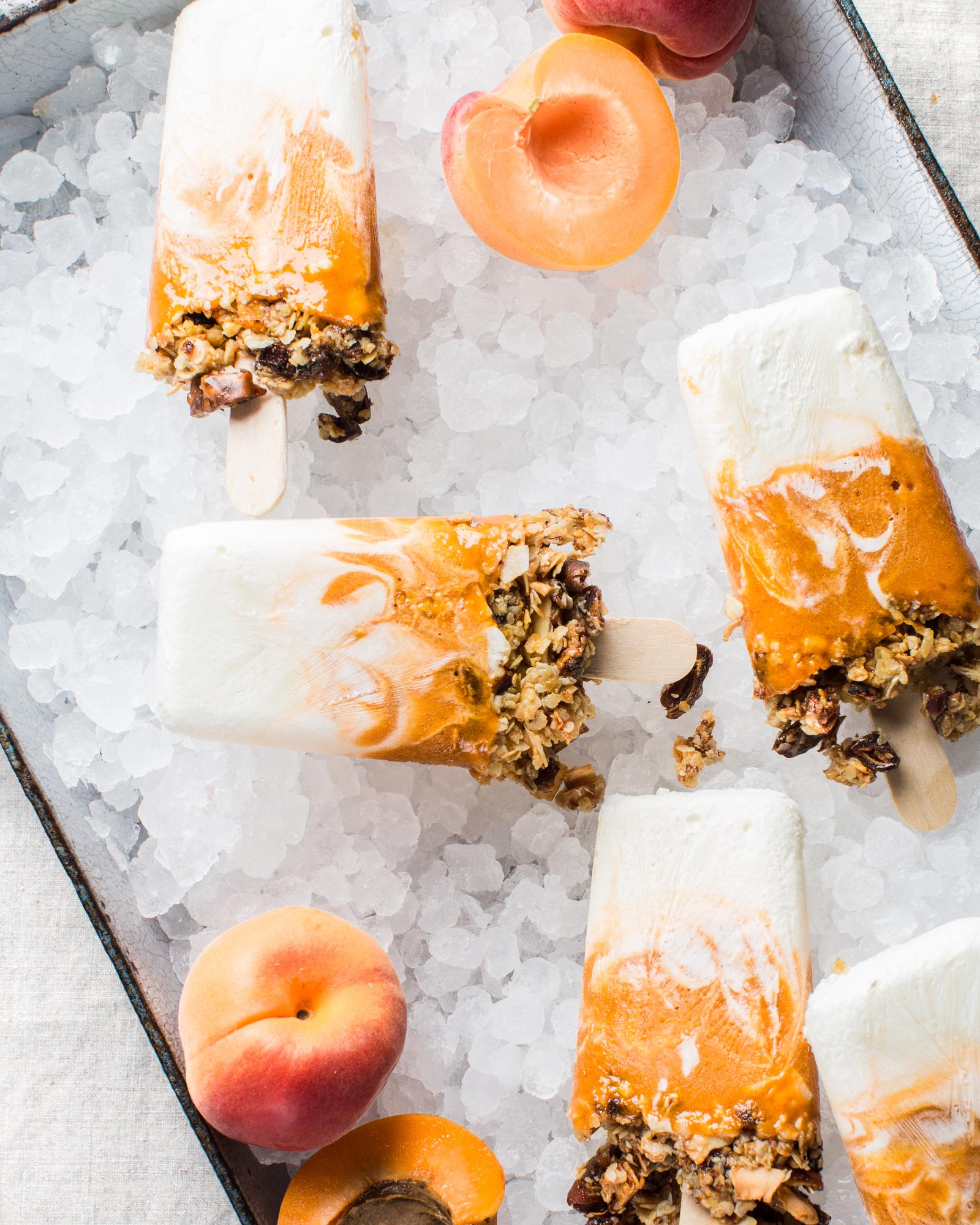 Abrikozenlollies met granola