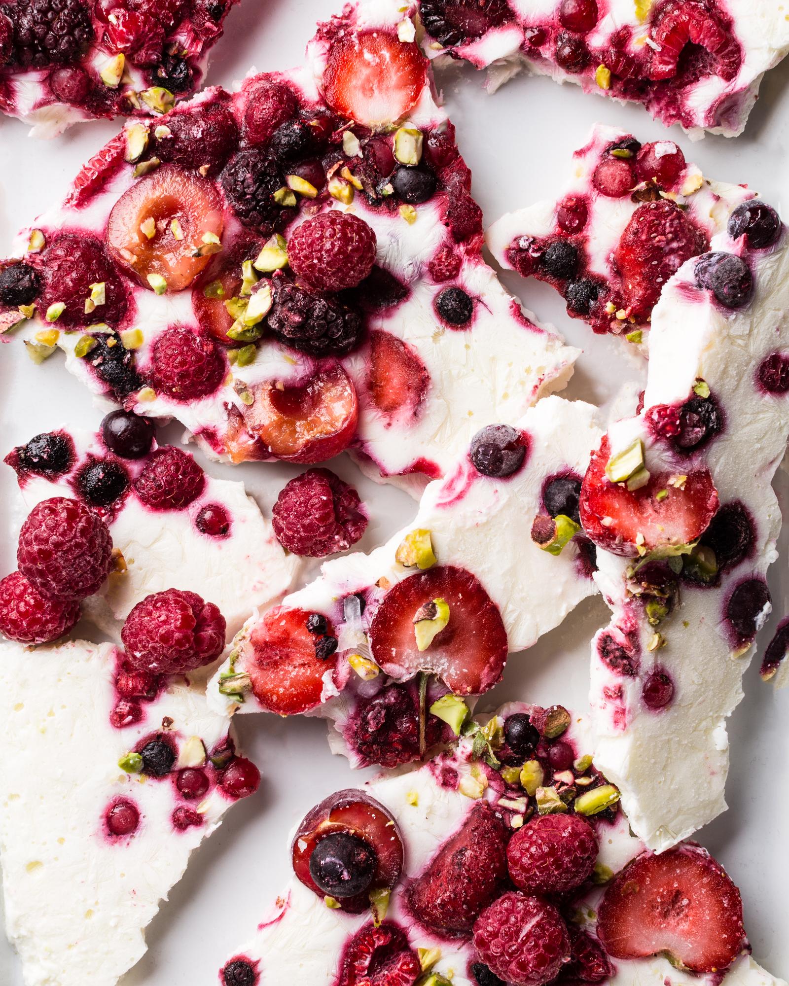 Bevroren yoghurt met bosvruchten