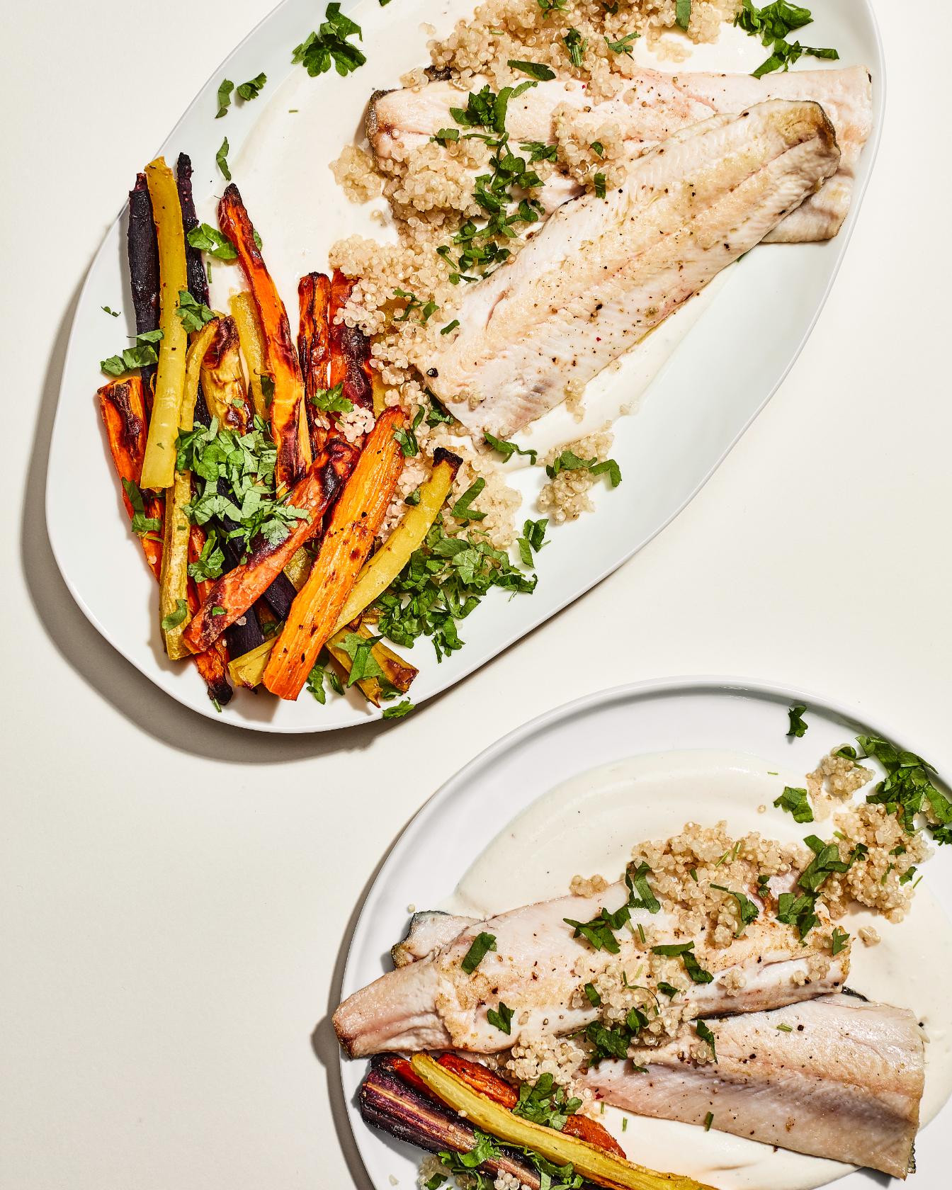 Forel met geroosterde wortel en tahini-dressing