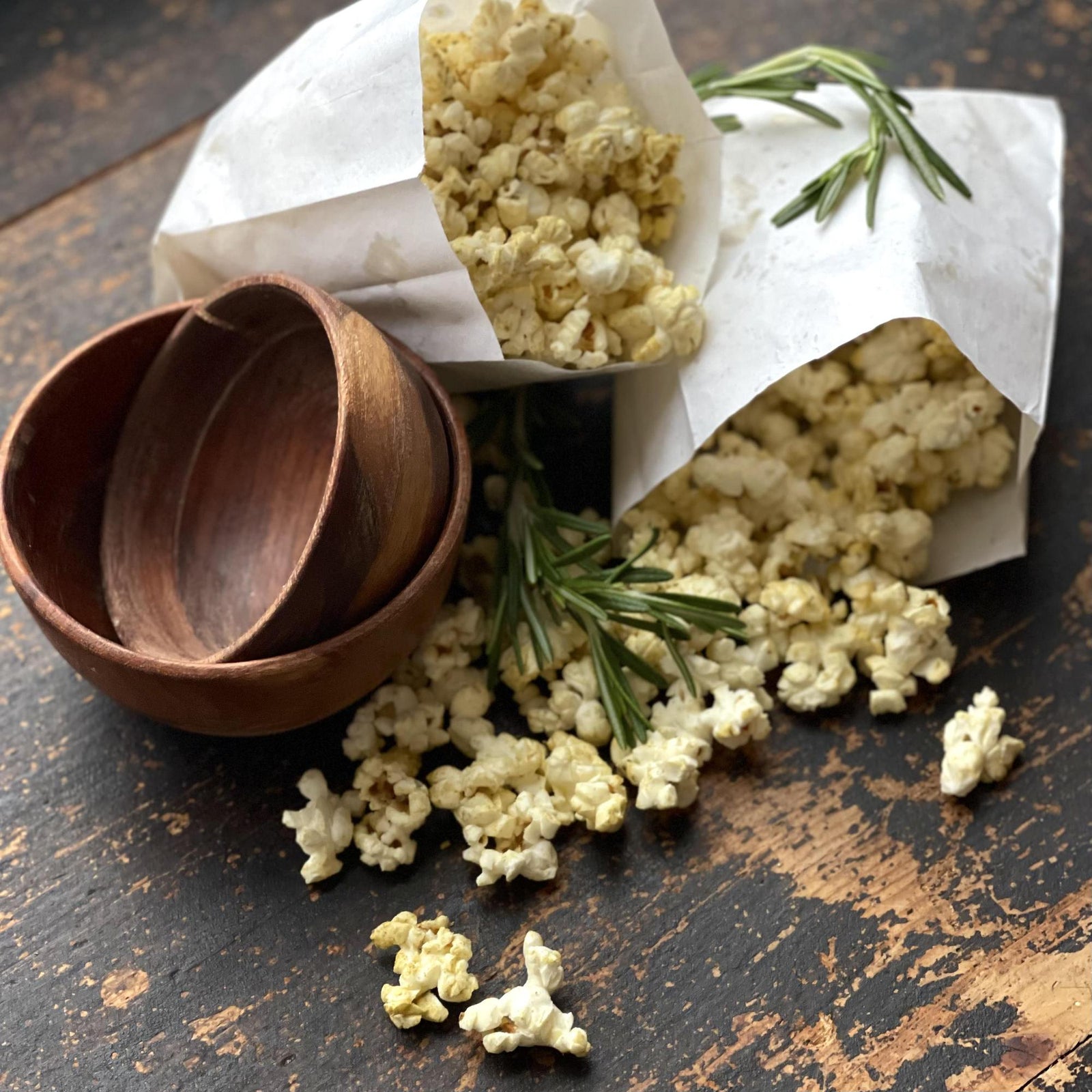 Popcorn met rozemarijn