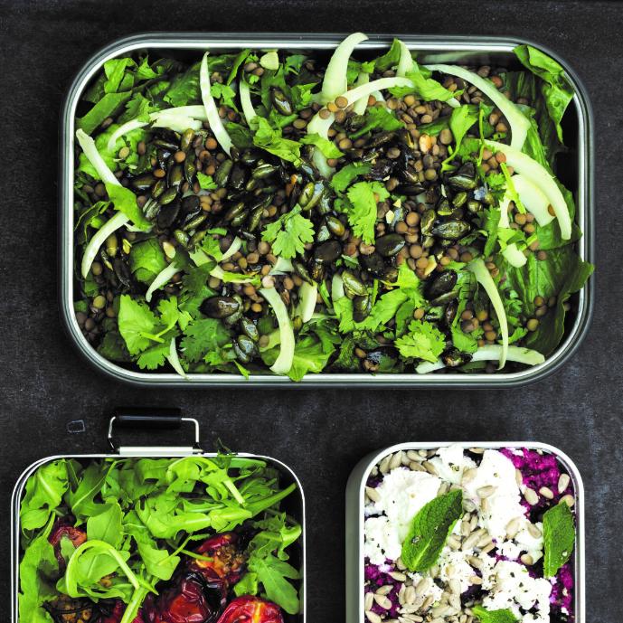 Salade met linzen, venkel en geroosterde pompoenpitten