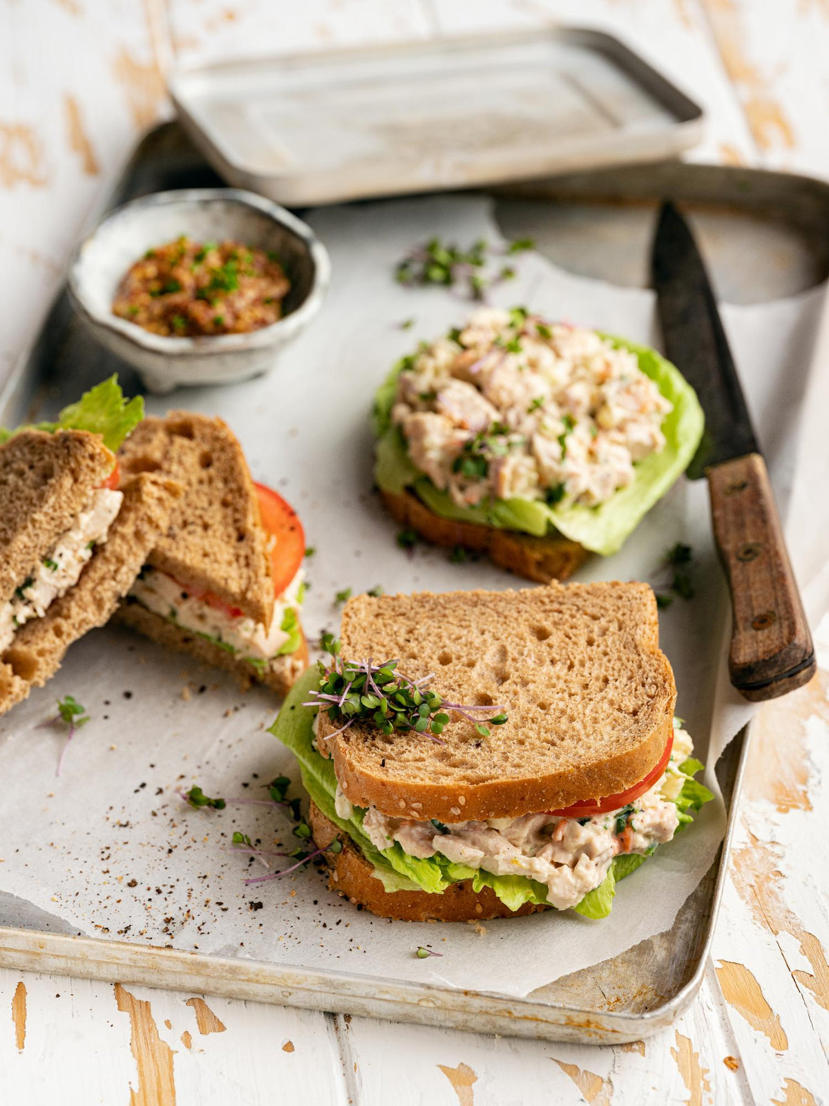 Sandwich met kippensalade