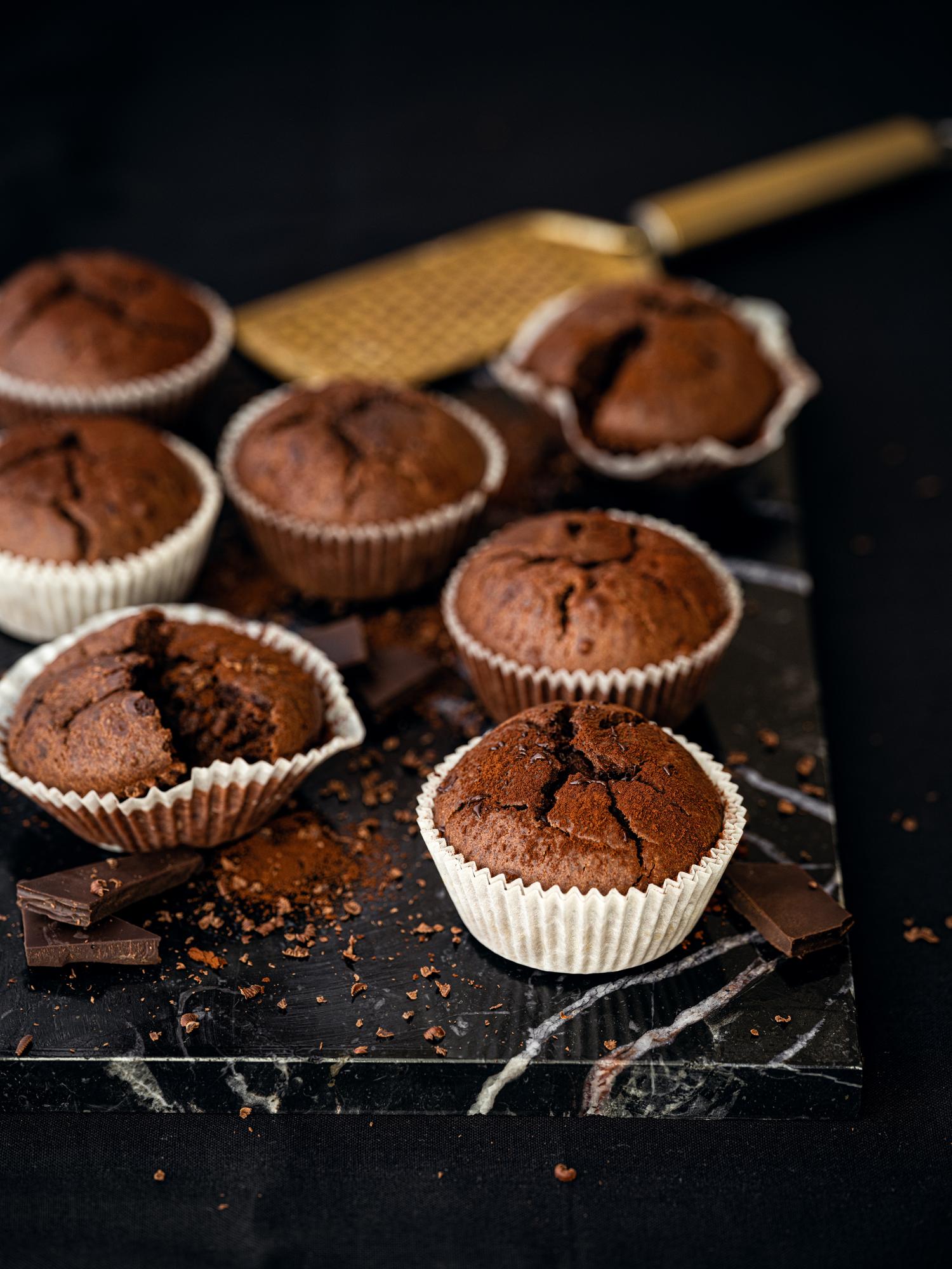 Chocolade muffins van kwarkdeeg