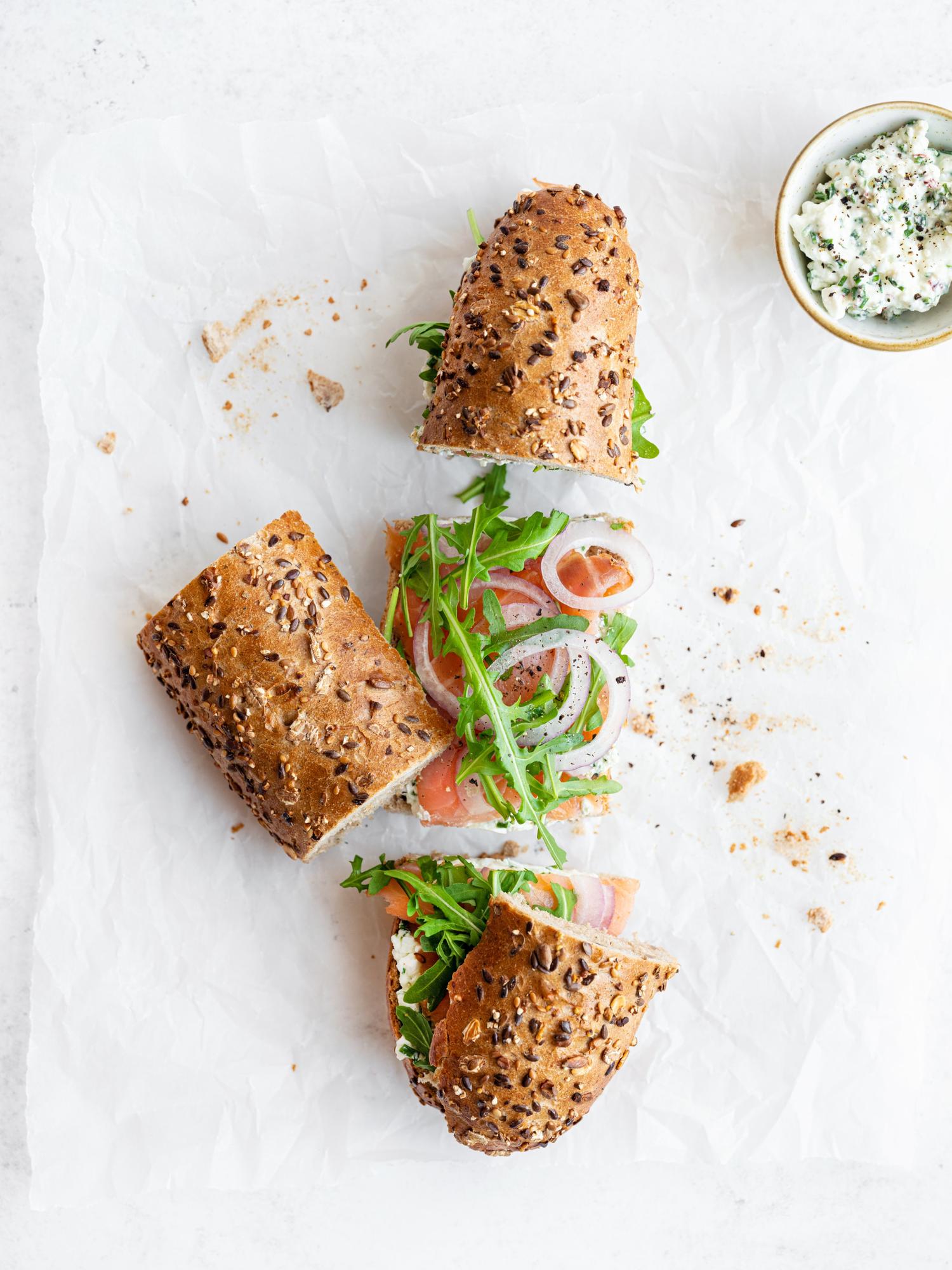 Sandwich met gerookte zalm