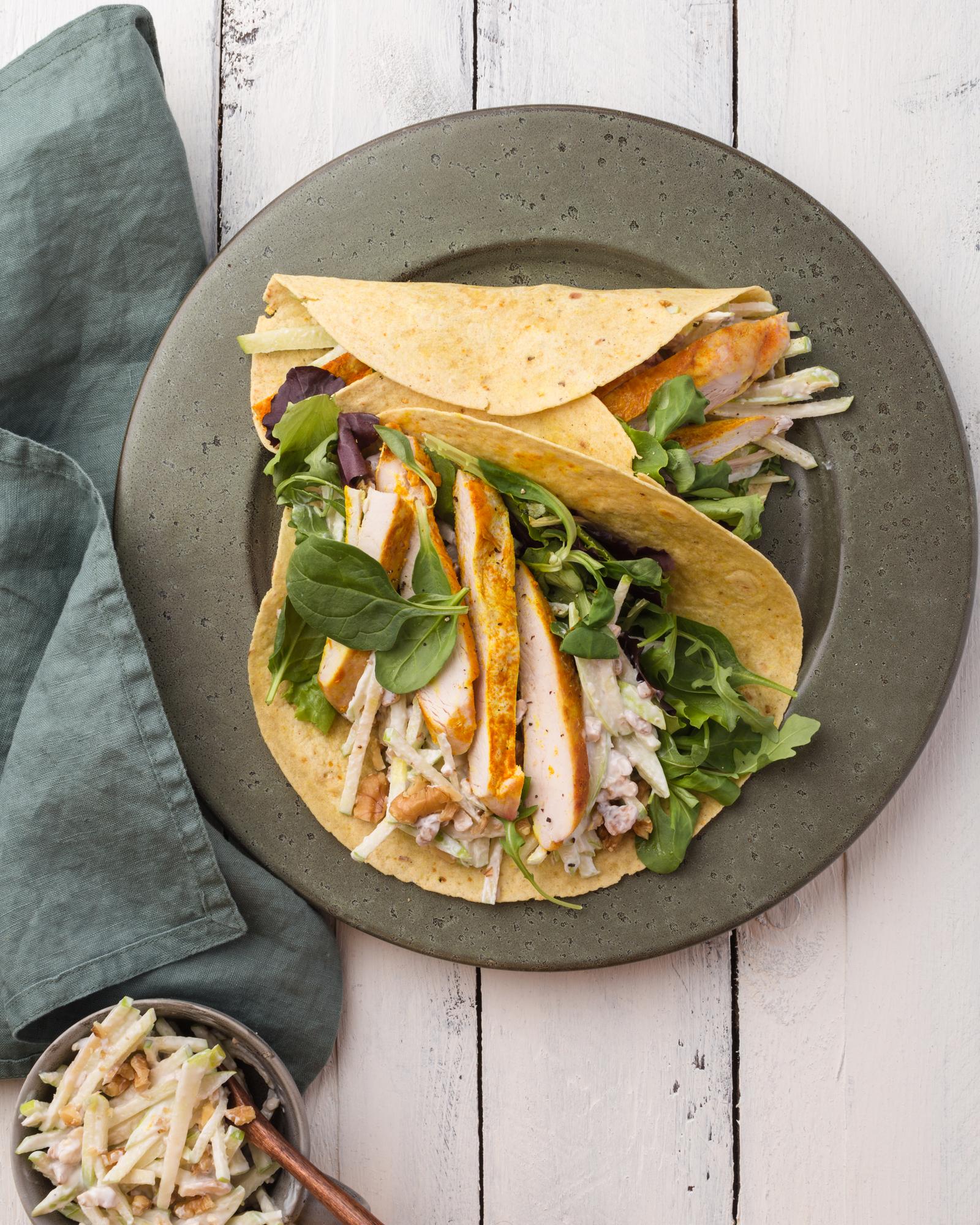 Tortilla met waldorfsalade