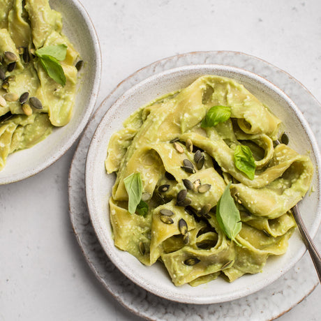 Volkoren pasta met avocadosaus