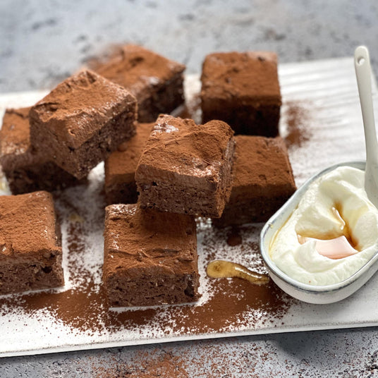 Chocoladegebak met proteïnepoeder